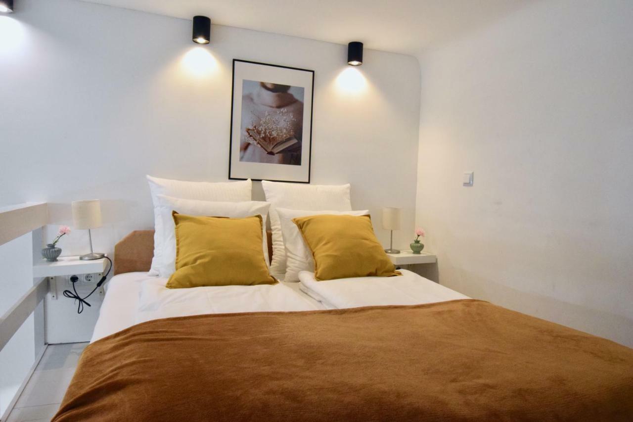 Standard Apartment By Hi5 - Akacfa 59 Boedapest Buitenkant foto